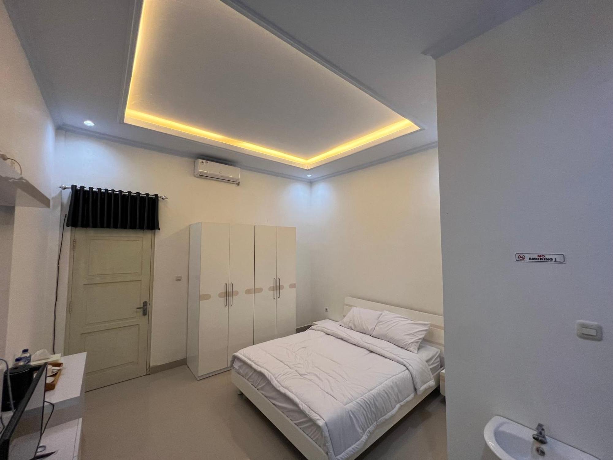 Backyard Guest House Banjar  Экстерьер фото