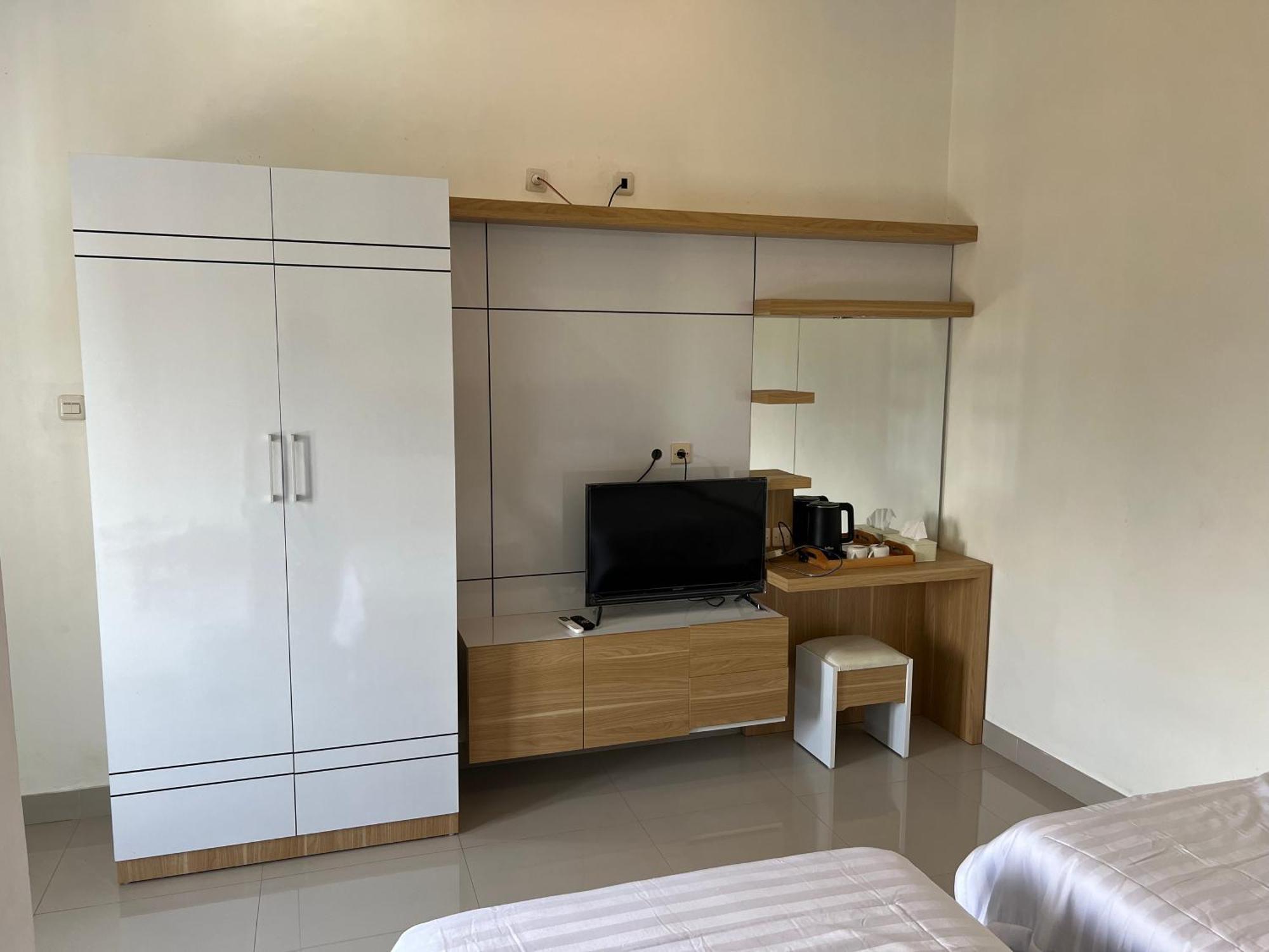 Backyard Guest House Banjar  Экстерьер фото